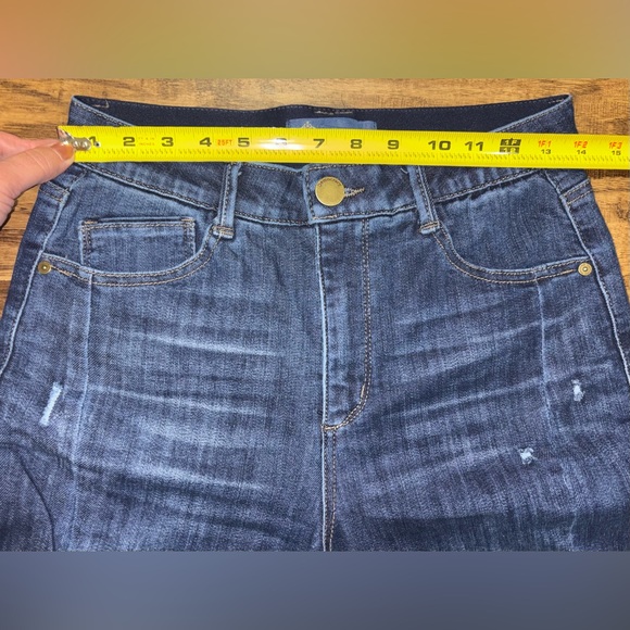 Democracy Straight Leg Jeans Size 6 - Picture 4 of 9